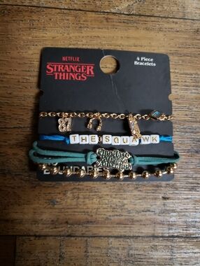Netflix Stranger Things 4 Piece The Squawk Bracelet Set